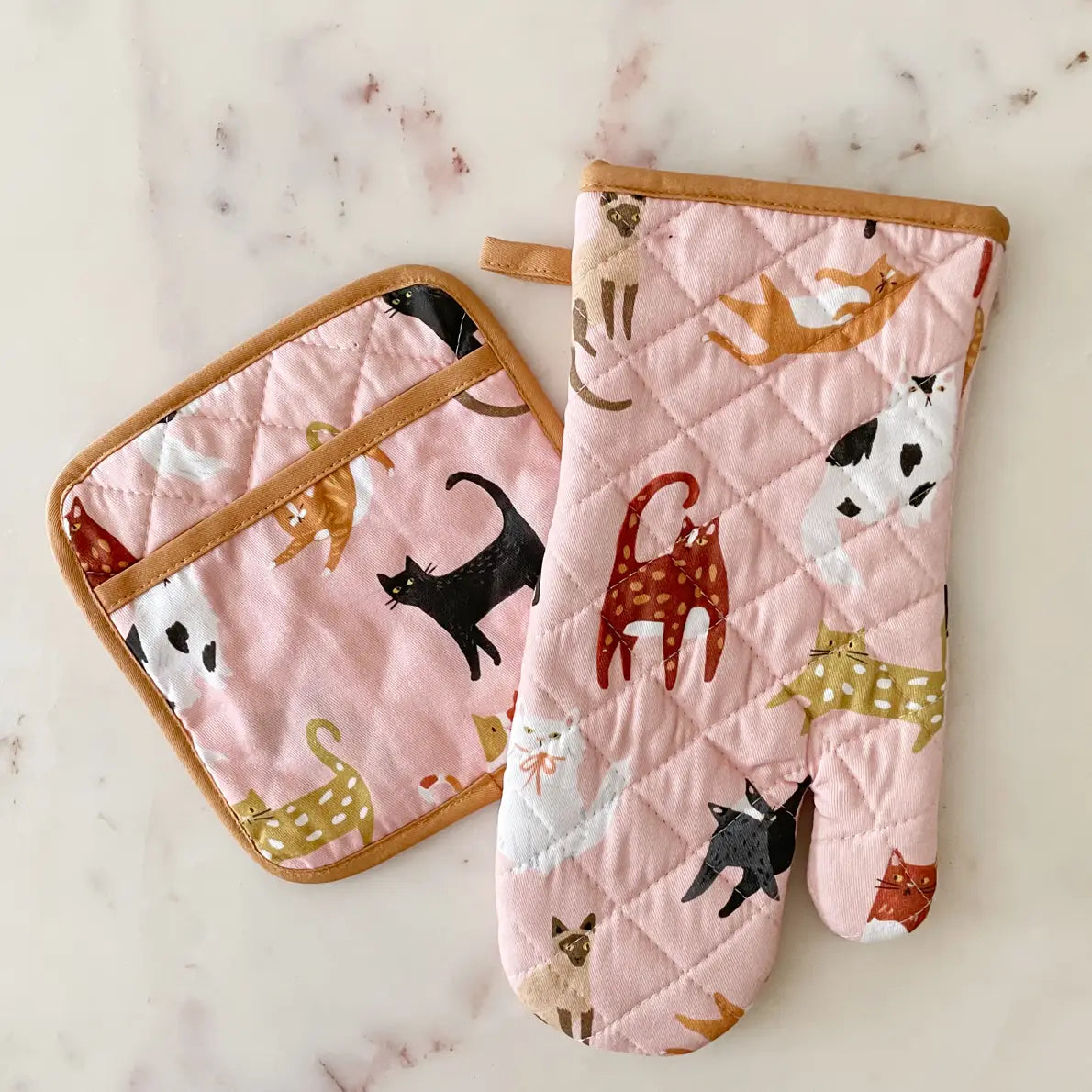 Oven Mitt + Pot Holder Set