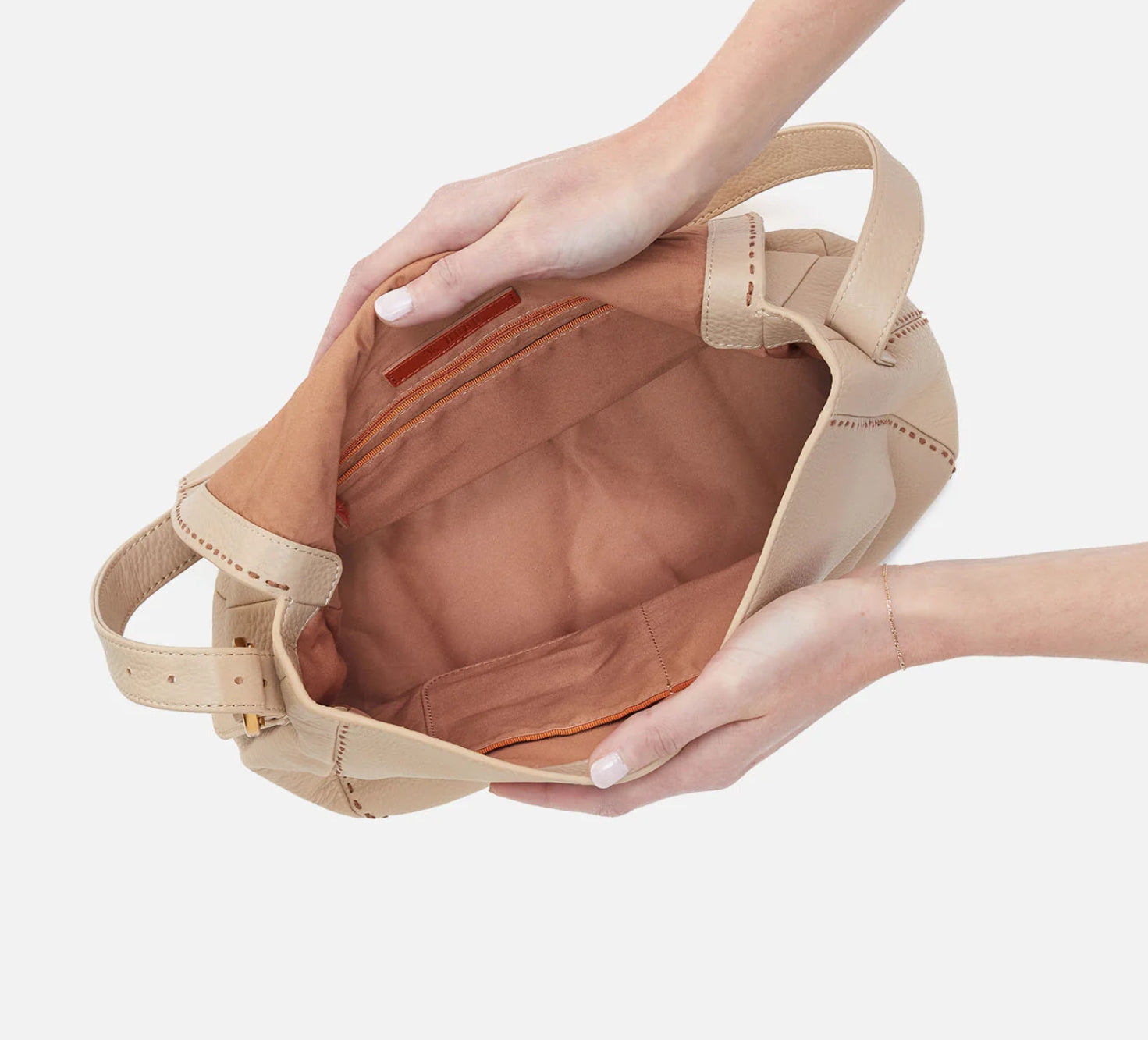 Austin Shoulder Bag