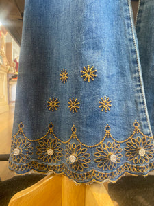 Soft Flare with Scalloped Beaded Bottom