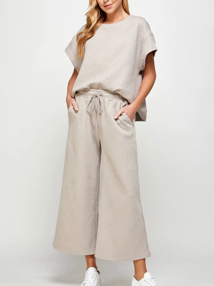 Textured Crop Wide Pants