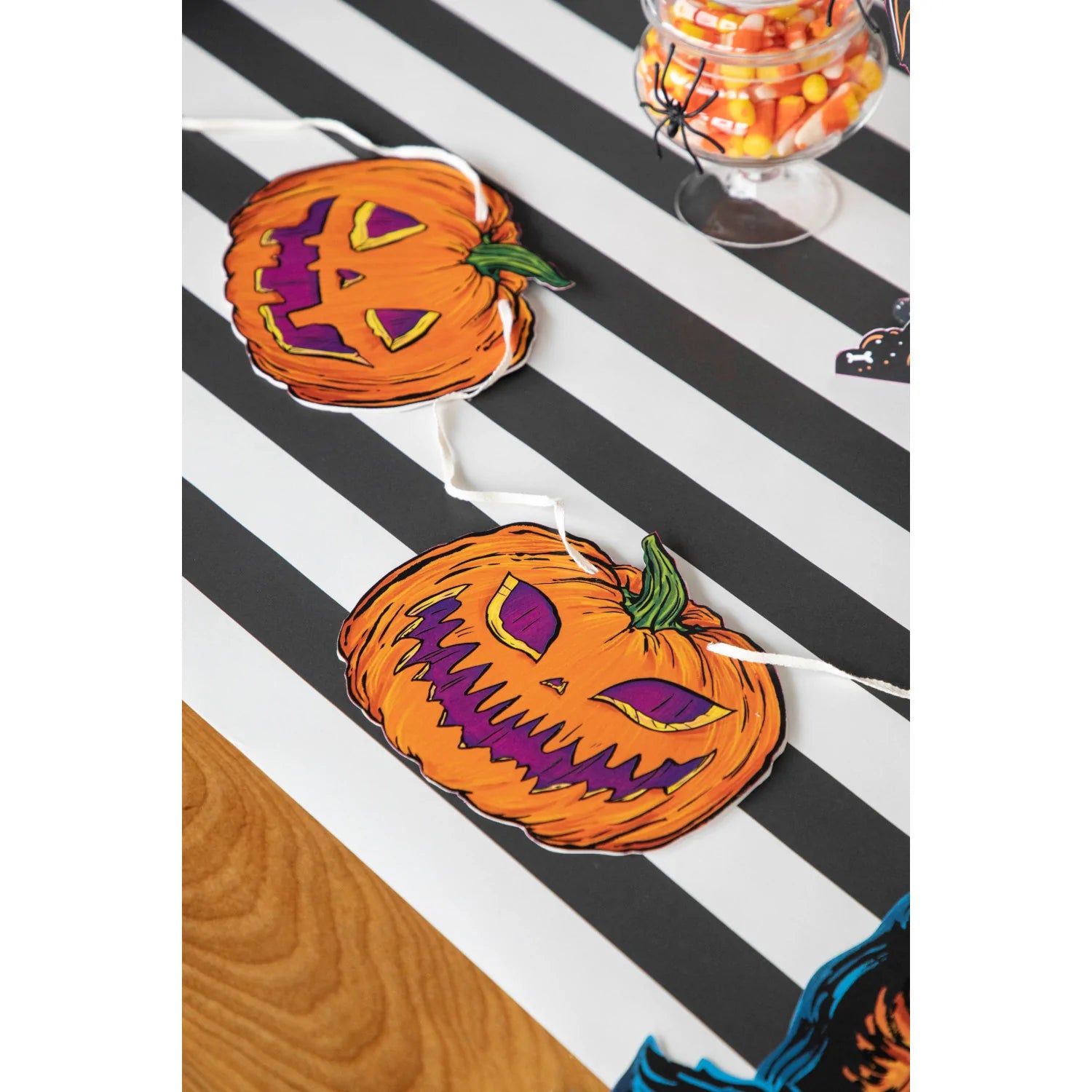 Jack-O-Lantern Bunting