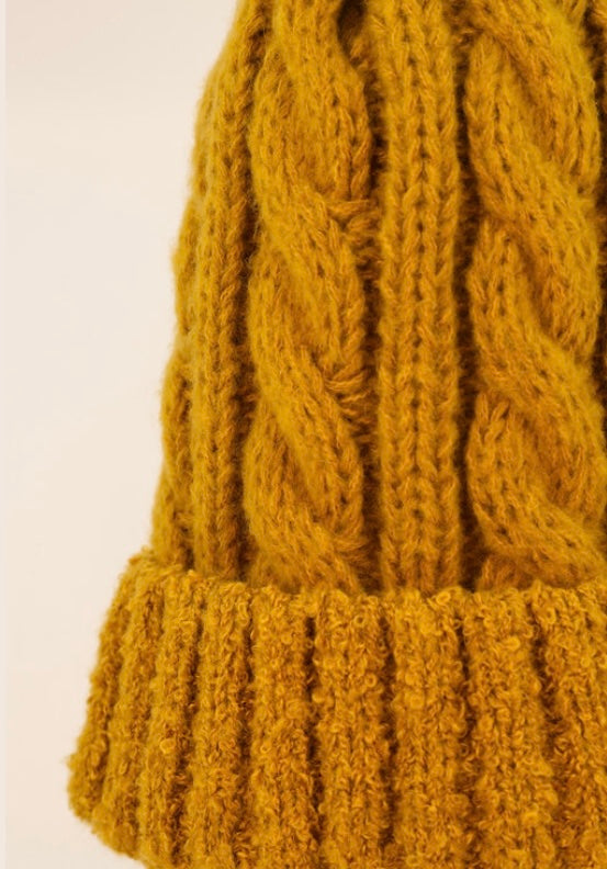 Freya Bobble Hat