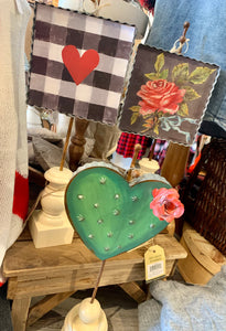 The Round Top Valentines Collection